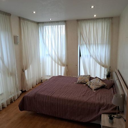 Andyshaun Service Appartments 里加 外观 照片
